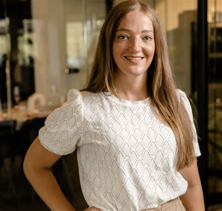 Annemieke Van Dam Height, Weight, Net Worth, Age, Birthday, Wikipedia, Who, Instagram, Biography