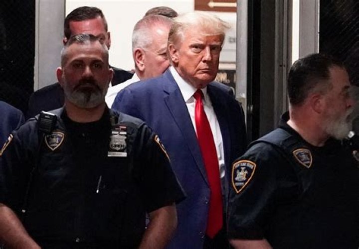
#Arrestmas trends on Twitter ahead of Donald Trump’s arrest in Stormy Daniels hush money case 