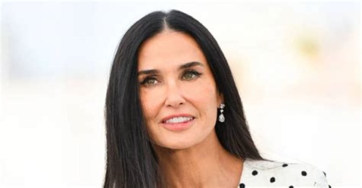 Carolyn Moore Height, Weight, Net Worth, Age, Birthday, Wikipedia, Who, Nationality, Biography