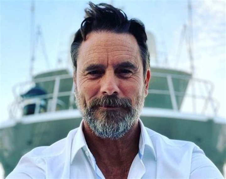 Charles Esten Height, Weight, Net Worth, Age, Birthday, Wikipedia, Who, Nationality, Biography