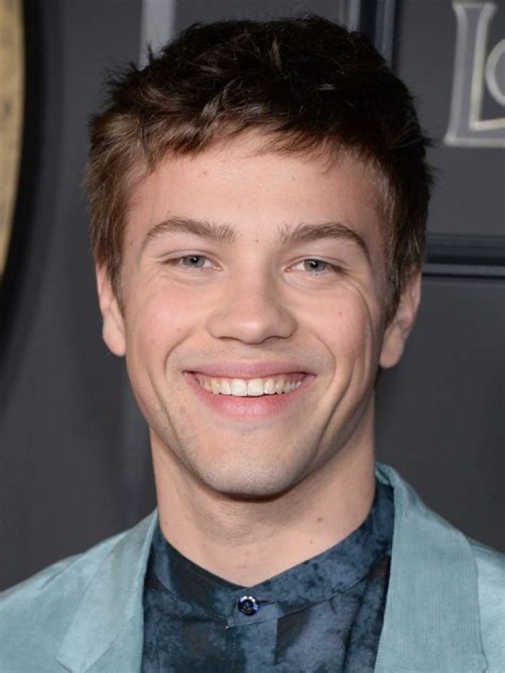 
Connor Jessup Brother Liam Jessup Is A Musical Artist 