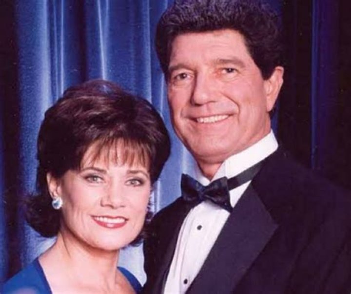 Did Ralna English Divorce With Husband Guy Hovis?