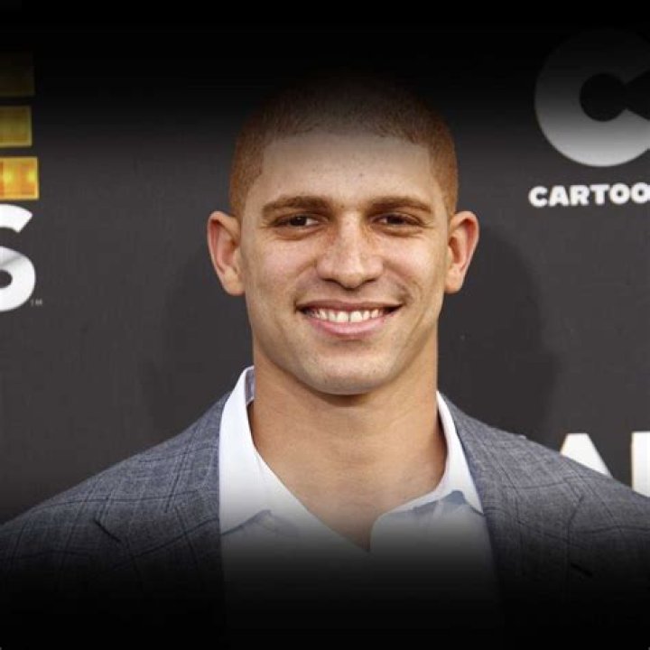 
Jorge Alesanco Height, Weight, Net Worth, Age, Birthday, Wikipedia, Who, Nationality, Biography 