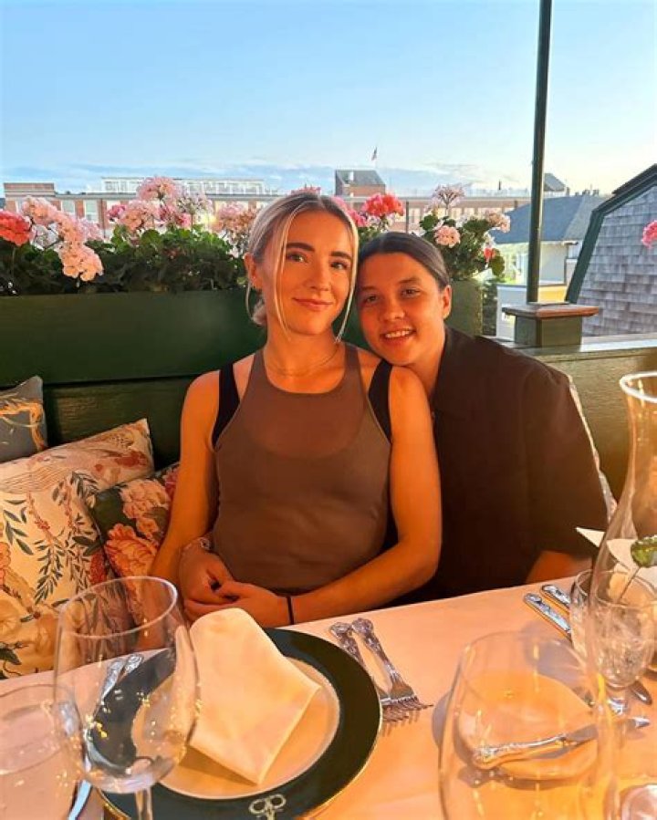 Kristie Mewis And Girlfriend Sam Kerr Net Worth Difference Is Eye Catching