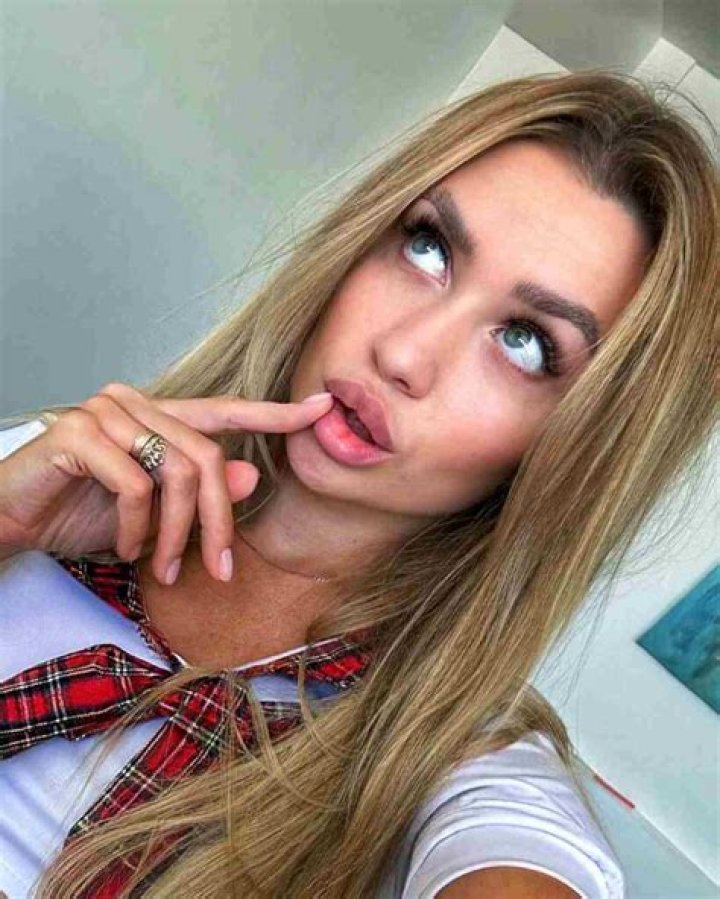 
Nancy Height, Weight, Net Worth, Age, Birthday, Wikipedia, Who, Nationality, Biography 