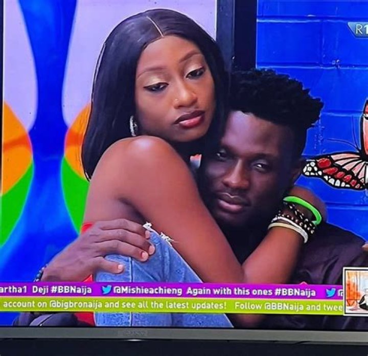 
Netizens React To A Loved-up Video Of Doyin And Chizzy 