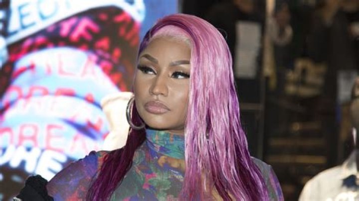 
Nicki Minaj Files Defamation Lawsuit Against Blogger Over ‘Cokehead’ Accusations 