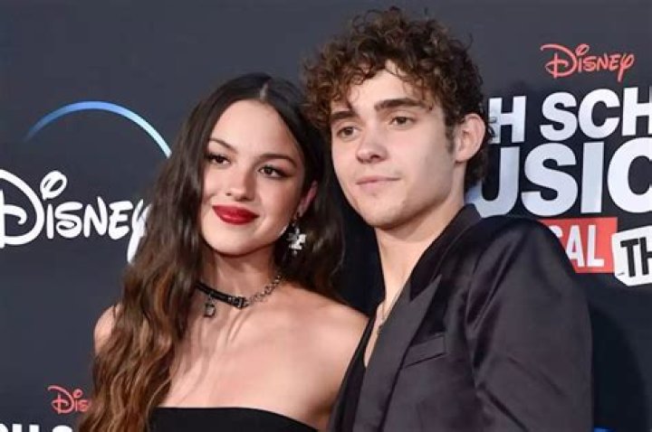 
Olivia Rodrigo Poses For Photos With Joshua Bassett At ‘High School Musical’ Season 3 Premiere 