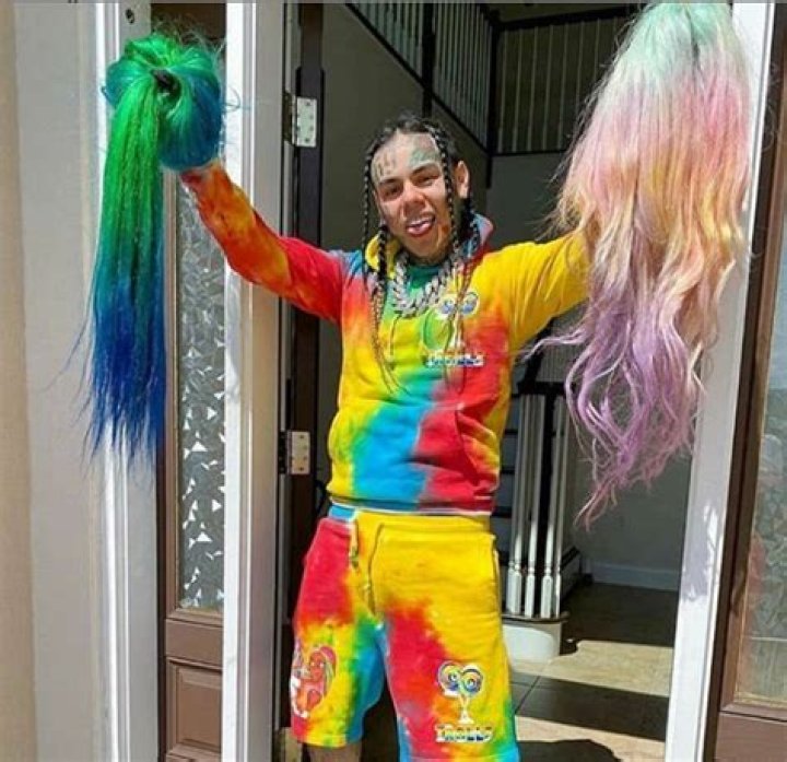 Tekashi6ix9ine’s Girlfriend Jade Distracts Instagram With Curves She Claims ‘Never’ Got Surgery