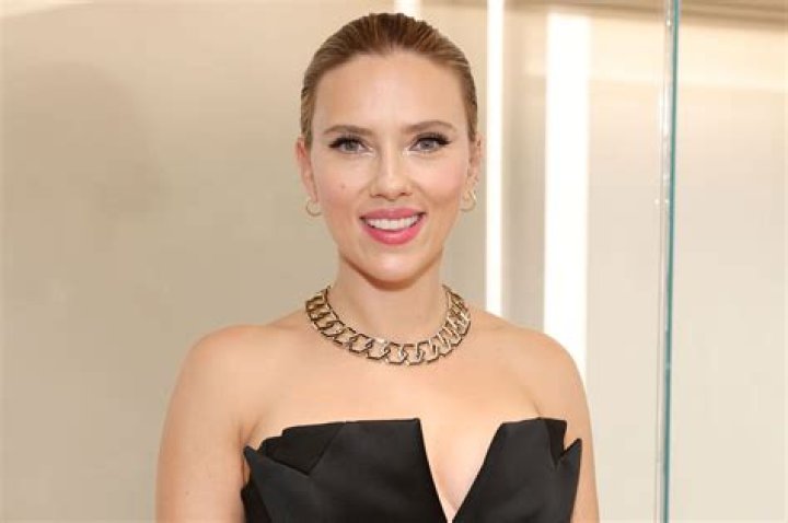 The Truth About Scarlett Johansson’s Height, Weight & Body Measurements
