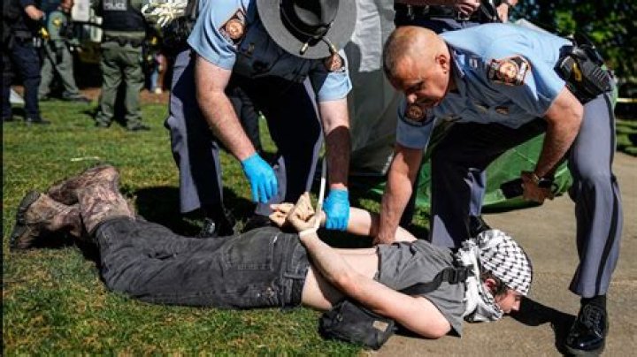 
What did Brandon Bentley do? Heavily armed man carrying 1000 ammo arrested on North Carolina campus 