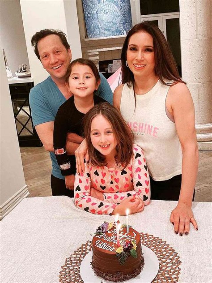 
Where is actor Rob Schneider now? His Bio: Wife Patricia Azarcoya Schneider, Net Worth, Kids, Family, Parents 