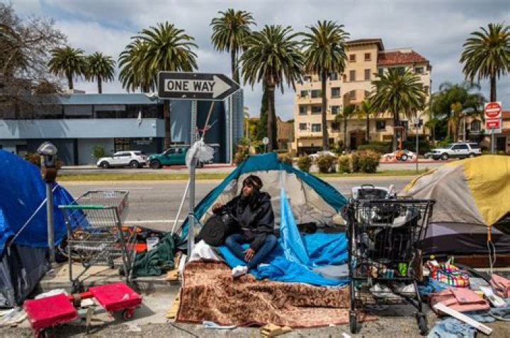
Where is Scott Baio now? Actor living in Florida, left California over homeless crisis, crime 