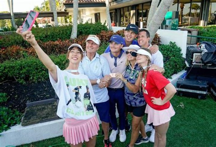 
Who Are Bobby And Jeannie Clanton? Meet Golfer Cydney Clanton Parents And Family 