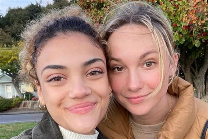 
Who Is Laurie Hernandez’s Girlfriend? All About Charlotte Drury 