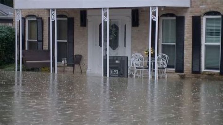 
YELLOWSTONE FLOODING VIDEO AND IMAGES 2022 WENT VIRAL ON TWITTER, REDDIT, INSTAGRAM, AND YOUTUBE! 