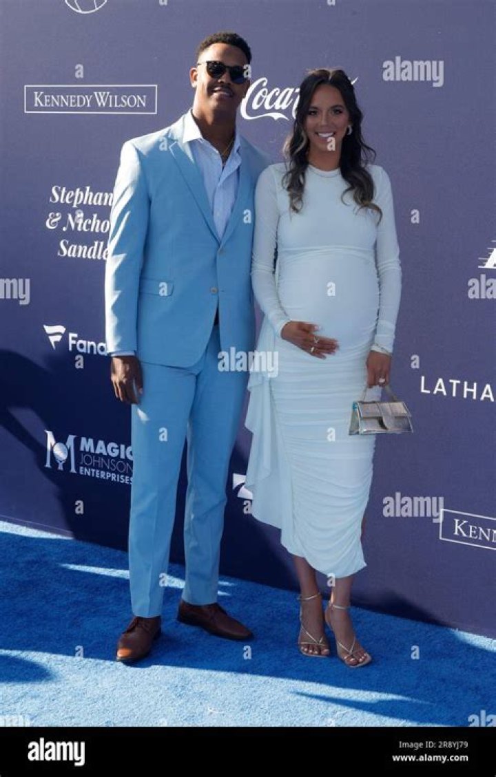Yency Almonte Parents, Meet Father Ramon And Mother Sandra